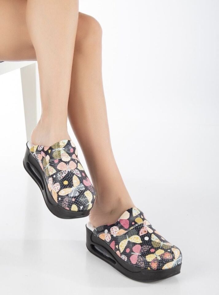 Siyah Tabanlı Kelebek Desenli Airmax Ortopedik Terlik