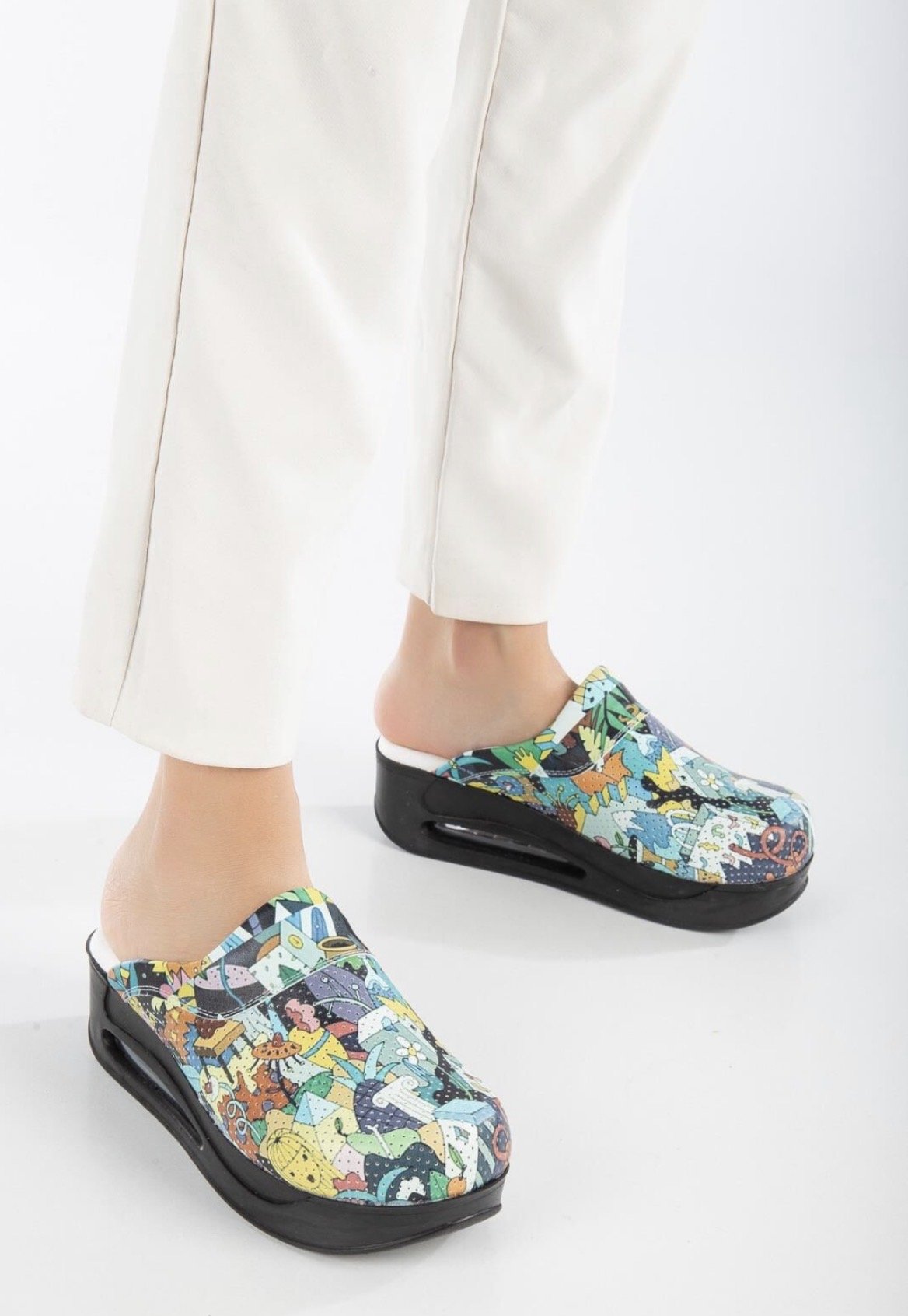 Siyah Tabanlı Renkli Airmax Ortopedik Terlik